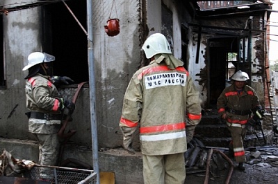 Прятались от огня в шкафу и погибли