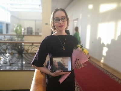 Губернатор Борис Дубровский наградил активных студентов