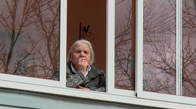 Социальные учреждения вновь уходят на изоляцию