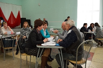 Министр социальных отношений Челябинской области пообщалась с жителями района