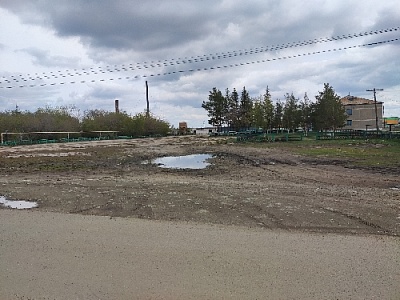 Что благоустроим в селе Париж – площадь или парк?