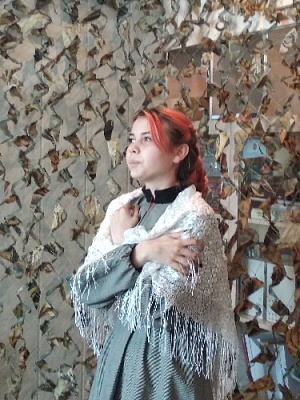 В «Землянке» поют песни и рассказывают стихи