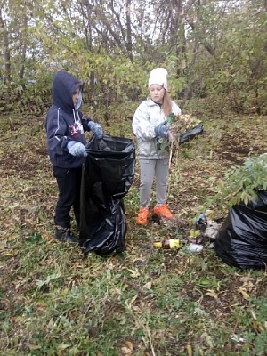 В Остроленке прибирались семьями