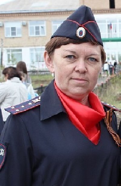 Женщина-полицейский из Нагайбакского района стреляет лучше всех!