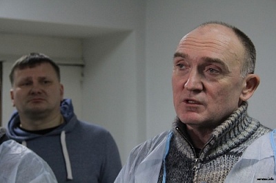 Губернатор Борис Дубровский ведёт приём пострадавших в Магнитогорске