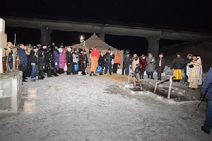 Крещенские купания: потеряли джинсы, пропали деньги... 