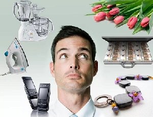 Что дарят женщинам на 8 марта?