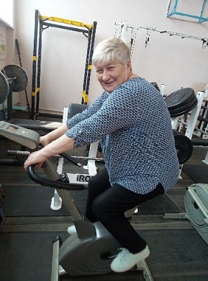 «Сударушки» размялись в спортзале