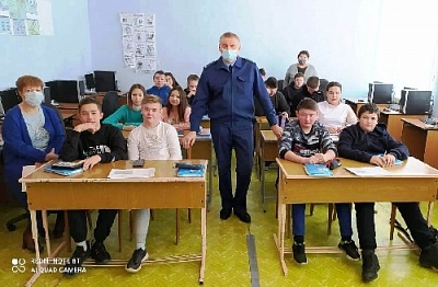 С Кассельскими школьниками поговорили о проблемах