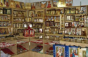 Украл крестики из церкви