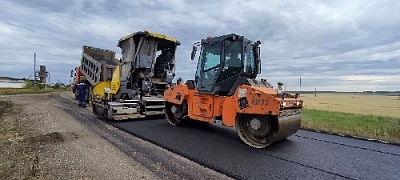 В Арсях продолжается асфальтирование улиц