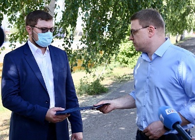 Синяя папка для Ивана Сурменева 