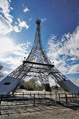 Избили до смерти. Драка под Эйфелевой башней закончилась смертью потерпевшего