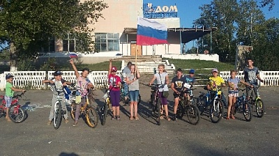 В Северном рассказали о цветах триколора