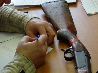 5 тысяч за травмат, 2 тысячи - за гранату