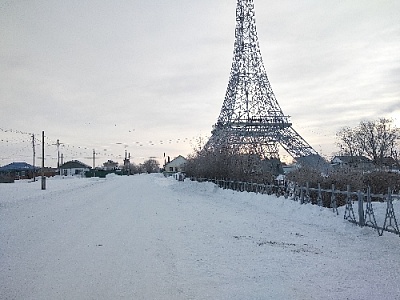 В Париже будут асфальтировать улицы