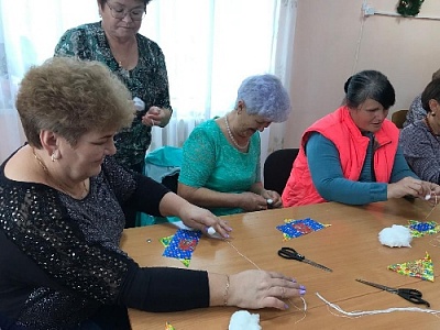 Поддержали мам и жён наших бойцов