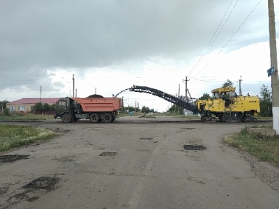В Нагайбакском районе обновляются дороги