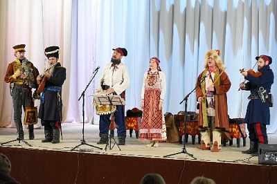 «Недаром помнит вся Россия»