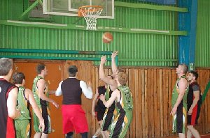 Баскетболисты в Нагайбакском районе чуть не подрались