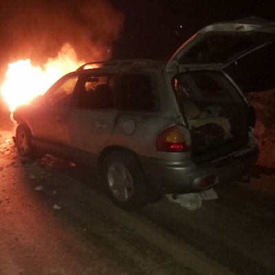 Помогли потушить загоревшийся автомобиль