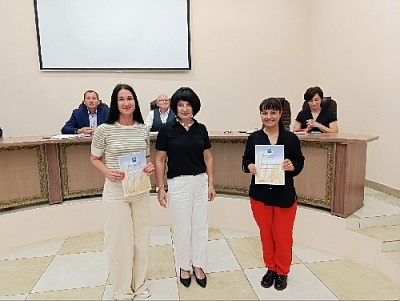 Наградили лучших волонтёров