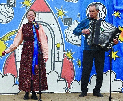 «Космическое турне» артистов РДК