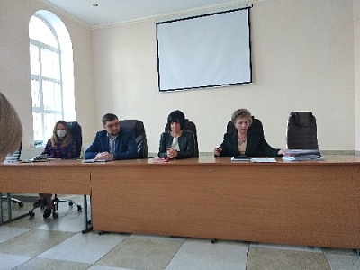 Жители Нагайбакского района расслабились, а коронавирус не дремлет!