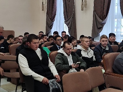 Сказали напутствия будущим солдатам 