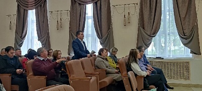 Ликвидируют аварии на водопроводах