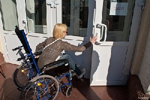 Как облегчить жизнь инвалидам?