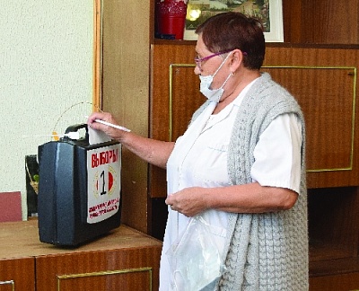 Жители Нагайбакского района поддержали поправки в Конституцию 