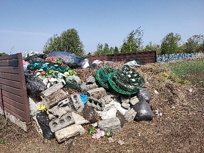 Приберутся на кладбище