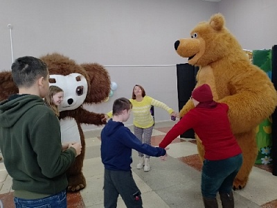 Ростовые куклы, Колобок и подарки...