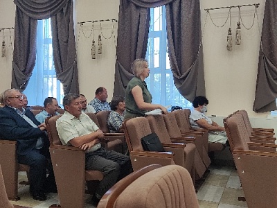 Ремонтируют дороги и водопровод