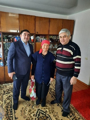 90-летие встречает в бодром здравии