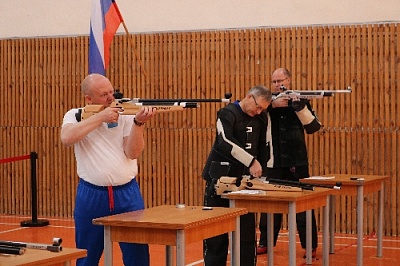 Глава района Егор Тимофеев принял участие в соревнованиях по стрельбе