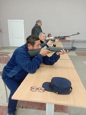 Стреляли и играли в шашки