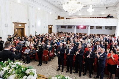 Сегодня, 26 сентября в Законодательном Собрании Челябинской области состоялось вручение премии «Общественное признание»