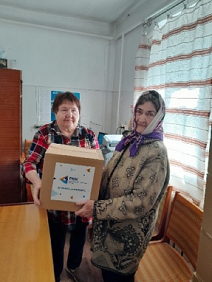 В Нагайбакском районе инвалидам вручили подарки