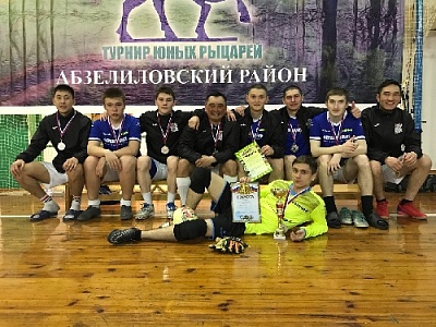 Наши спортсмены - серебряные призёры чемпионата