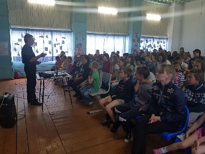 Со школьниками побеседовали о терроризме