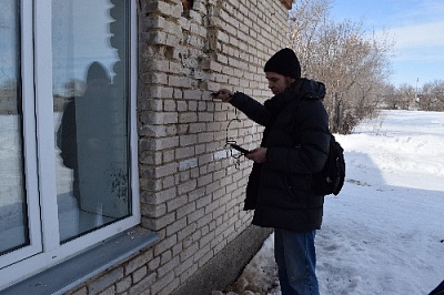 Эксперт из Магнитогорска определил степень обрушения стены здания Остроленской школы