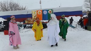 Скачек не будет, зато побросают гирю и сожгут чучело Зимы