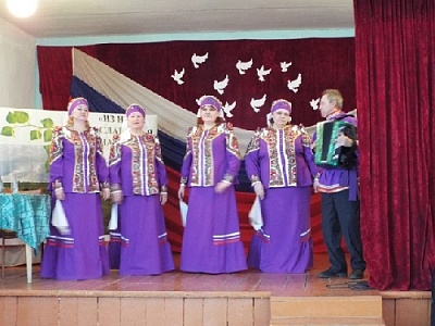 В п.Куликовский прошёл очередной смотр художественной самодеятельности среди коллективов сельских домов культуры