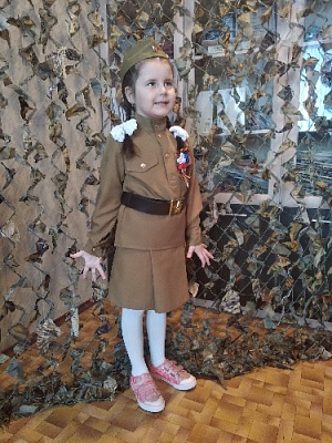 Четырёхлетняя дошкольница открыла патриотическую акцию газеты