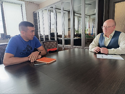 Попросили отремонтировать крышу и провести водопровод