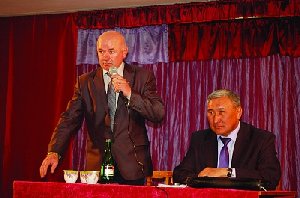 В п. Южный прошла встреча главы Нагайбакского района с населением. 