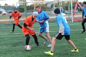 Нагайбакские футболисты боролись за новое поле