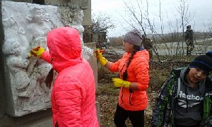 Кассельцы прибрались у родного села